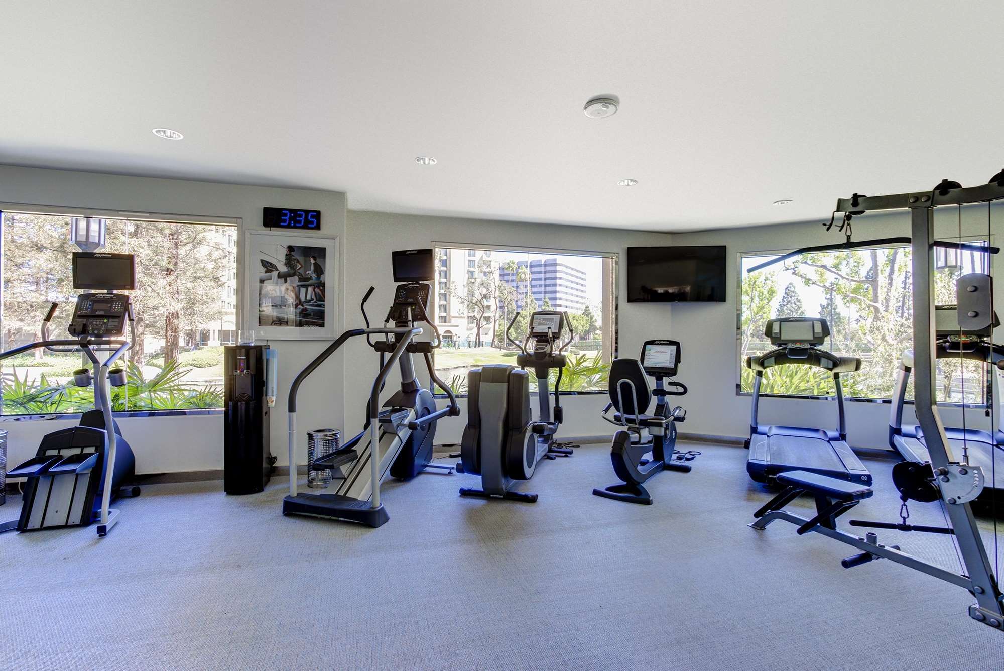 Avenue Of The Arts Costa Mesa, A Tribute Portfolio Hotel Екстериор снимка